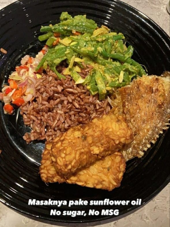 Kreasi menu diet 10 seleb berbahan tempe, sederhana dan praktis