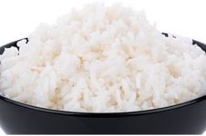 Tanpa disadari, 7 kebiasaan makan nasi ini bikin berat badan bertambah