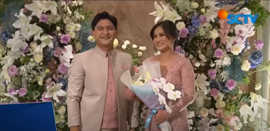 9 Potret lamaran Masayu Clara dan Qausar Harta, sempat tertunda