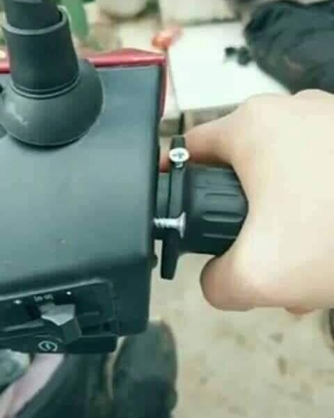 11 Fitur nyeleneh di sepeda motor ini endingnya unfaedah banget