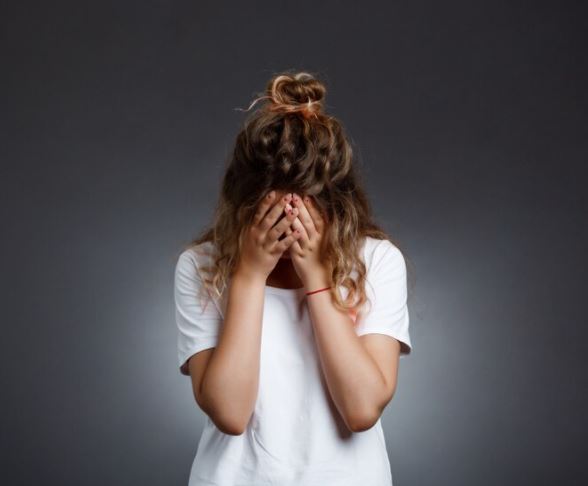 Ghosting adalah apa? Ini penjelasan lengkap & artinya dalam percintaan