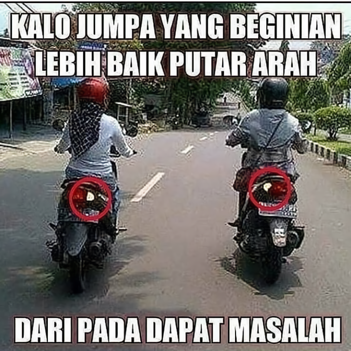 13 Momen sial di tempat umum ini bikin mati gaya