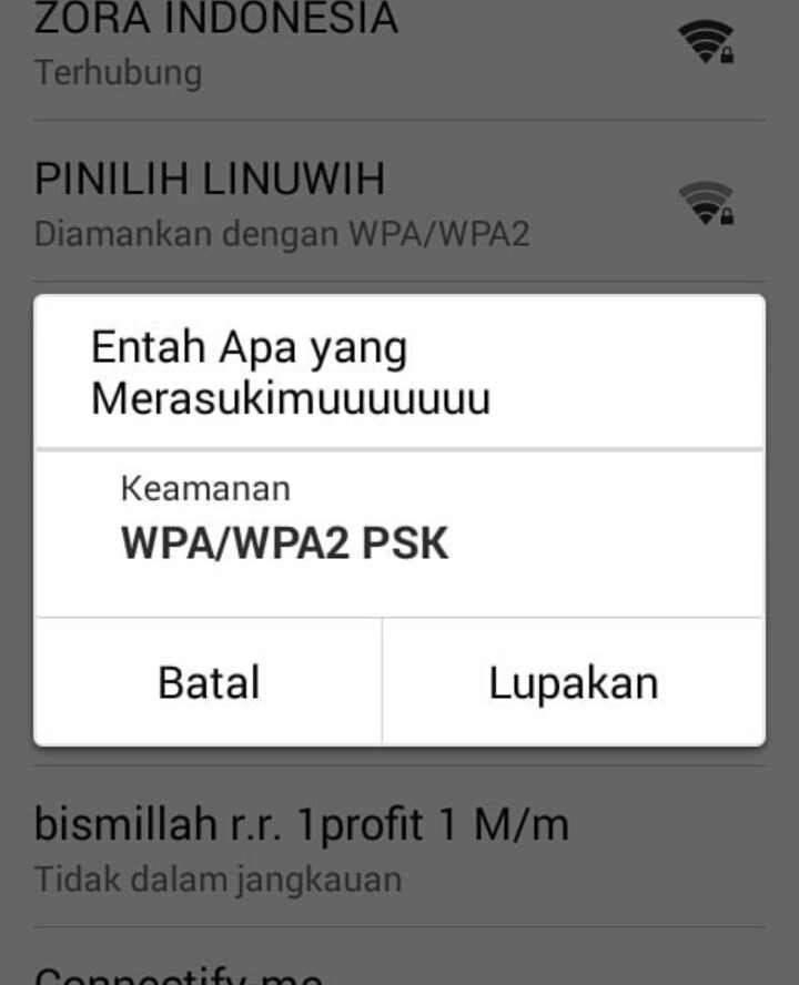 12 Pengumuman kocak WiFi gratis ini bikin kesal sendiri