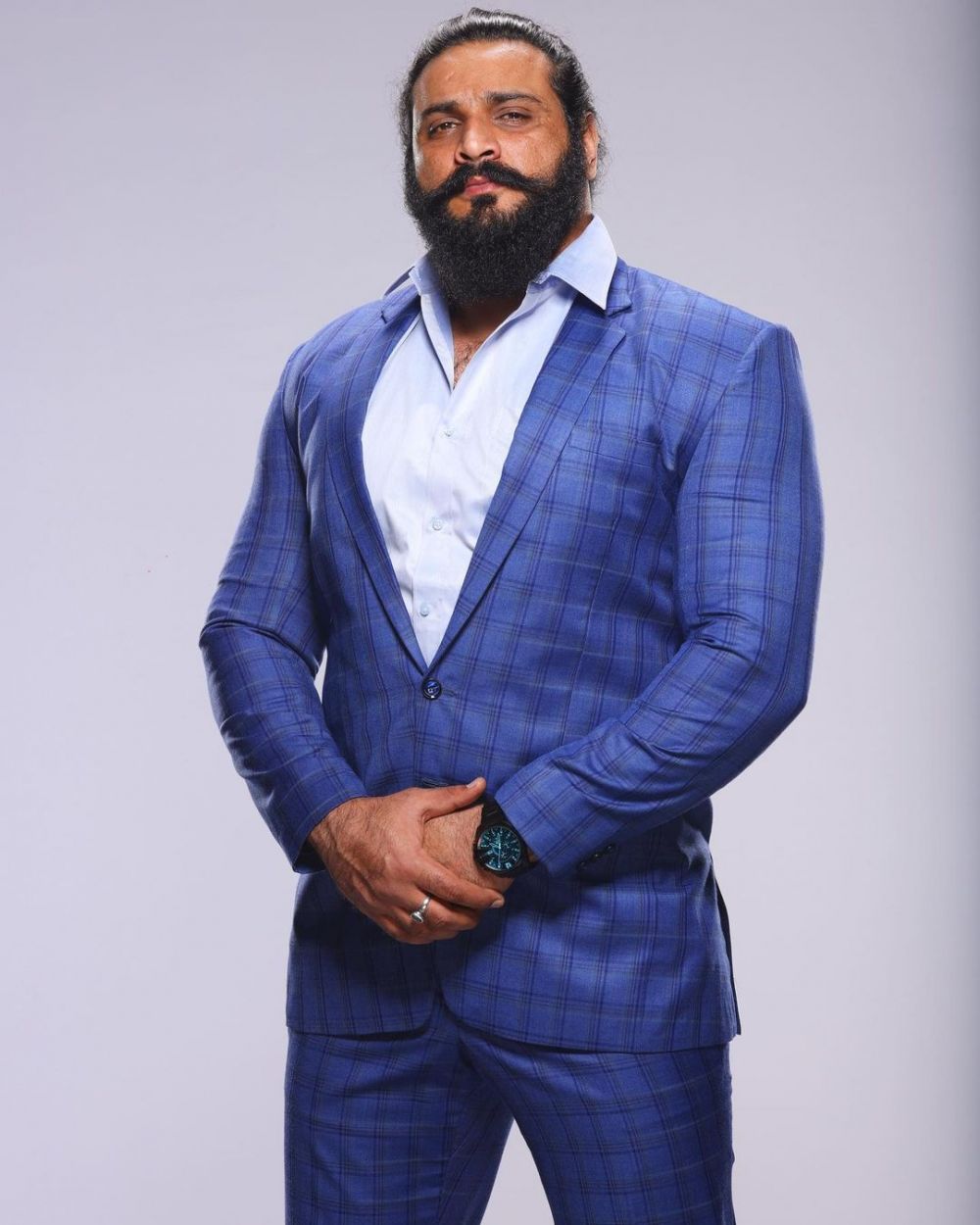 Pemeran Bima 'Mahabharata' jadi pegulat WWE, ini 11 potret terbarunya