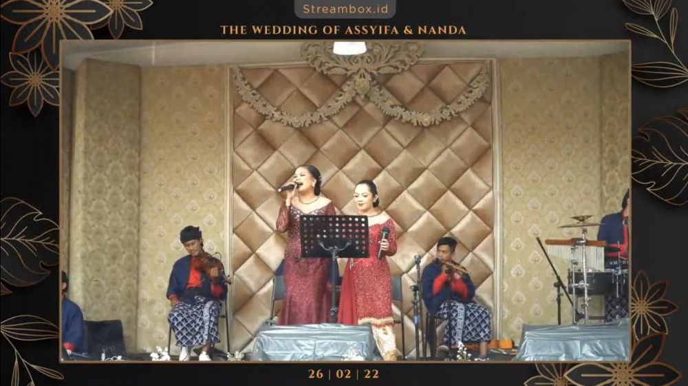 9 Momen resepsi kedua Syifa adik Ayu Ting Ting, usung adat Sunda