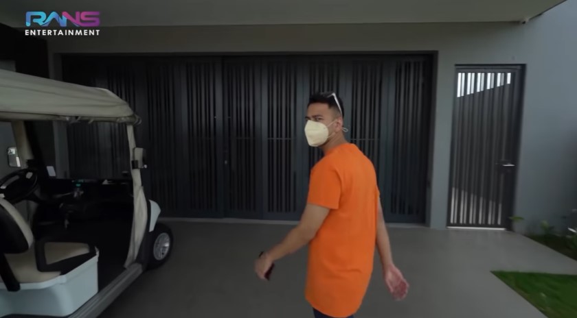 Investasikan penghasilannya, ini 11 potret rumah Raffi Ahmad di BSD