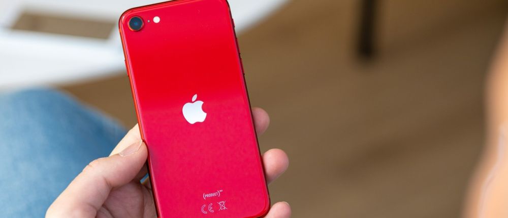 Apple akan luncurkan iPhone SE dengan harga murah, siap saingi Android