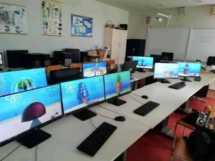 11 Potret lucu desain nyeleneh di sekolah yang bikin tepuk jidat