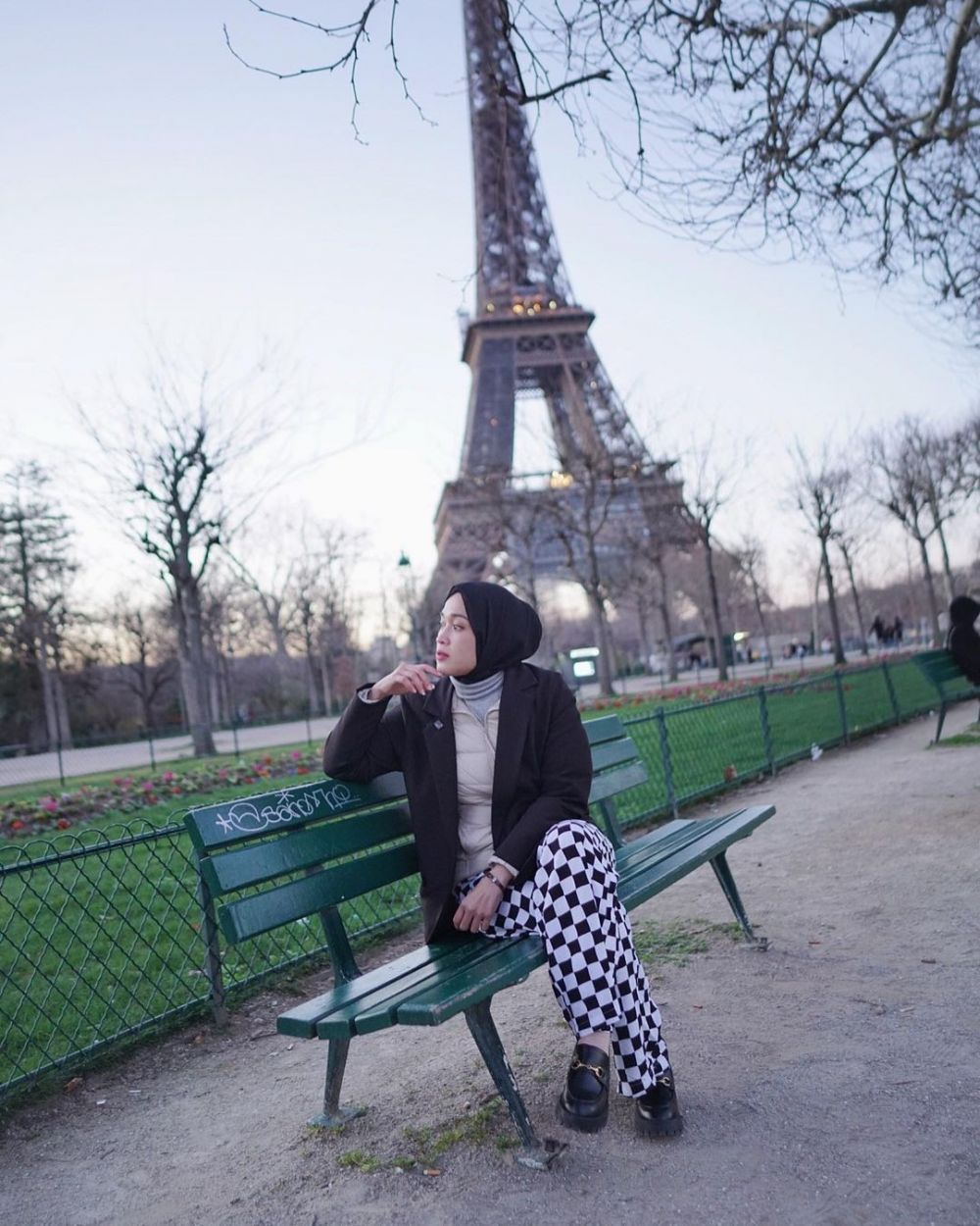 Ririe Fairus liburan ke Paris, ungkap kunci terwujudnya impian