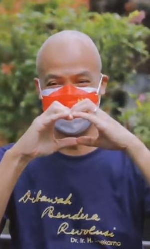 Ganjar Pranowo tampil botak untuk dukung anak kanker, ini 7 potretnya