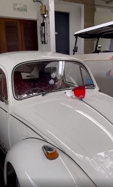 Beri kado Nagita Slavina mobil, ekspresi Andre Taulany jadi sorotan