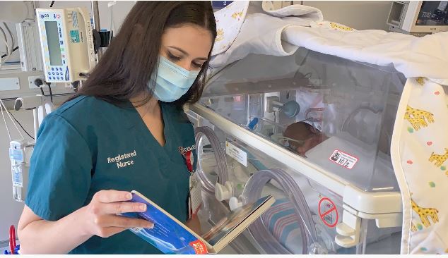 Langganan seleb Hollywood, 11 potret RS Nikita Willy lahiran di AS