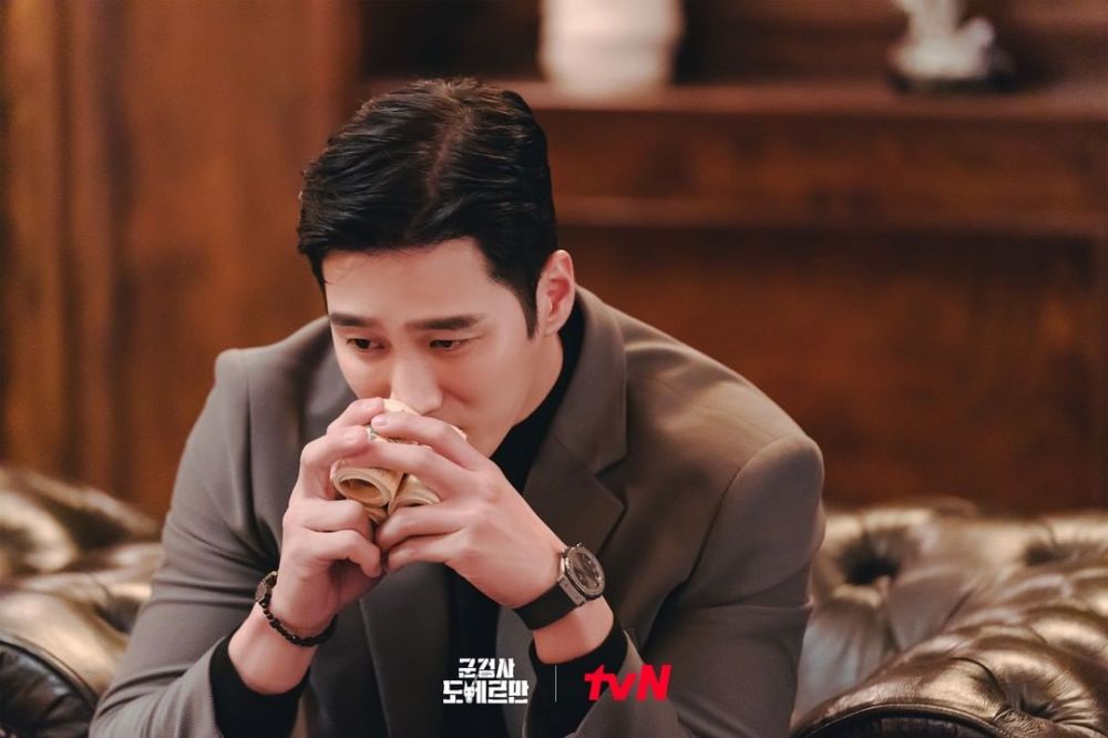 9 Pesona Ahn Bo-hyun jadi jaksa di drama Military Prosecutor Doberman