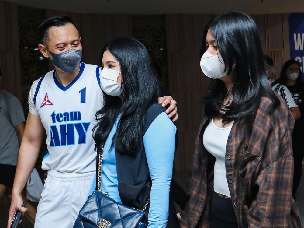 Jago basket, 9 aksi Agus Yudhoyono saat tanding ini keren banget