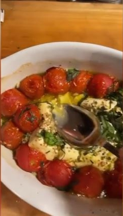 9 Trik Donna Harun bikin spageti saus tomat tahu, lezat dan simpel