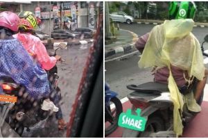 13 Potret lucu orang pakai jas hujan, aksinya bikin geleng kepala