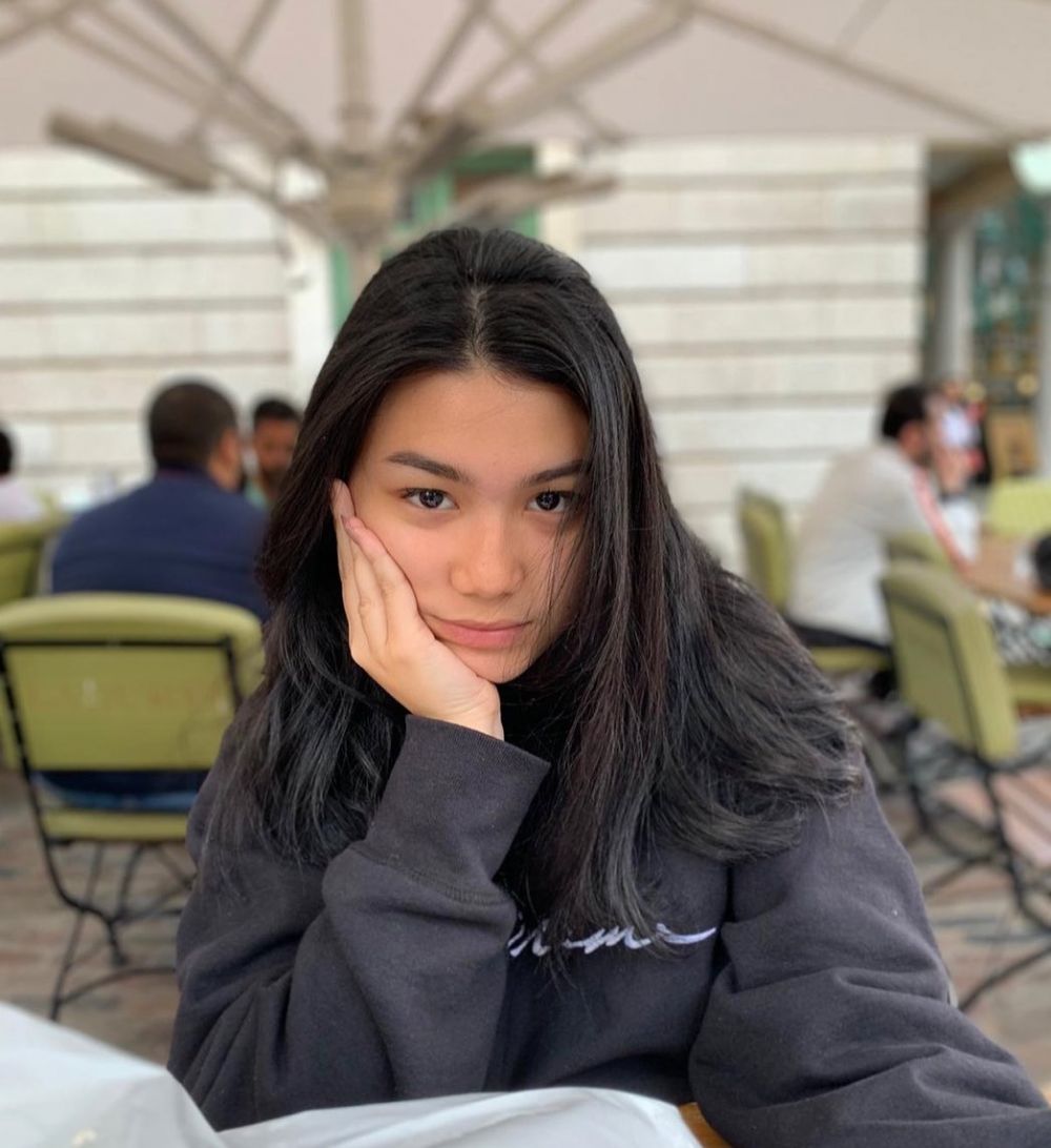 9 Pesona anak politisi beranjak dewasa, Almira Yudhoyono tuai atensi