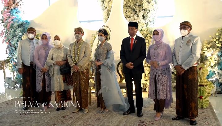 12 Momen pernikahan Belva Devara & Sabrina, Presiden Jokowi jadi saksi