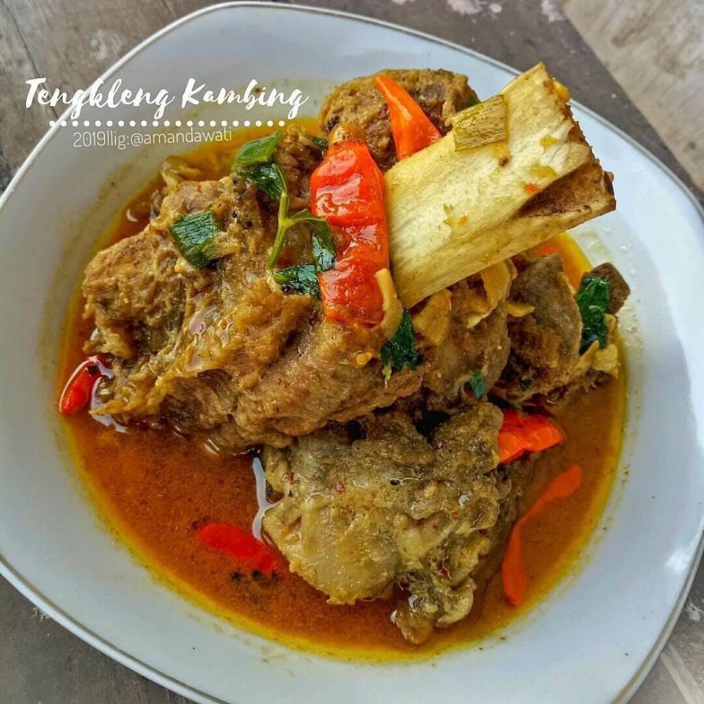 13 Resep olahan daging kambing berkuah, gurih, segar, dan nggak bau