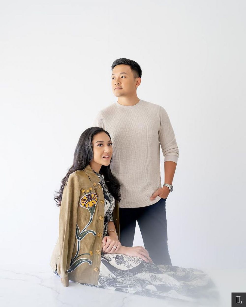 Segera nikah, 9 potret prewedding Putri Tanjung & Guinandra Jatikusumo