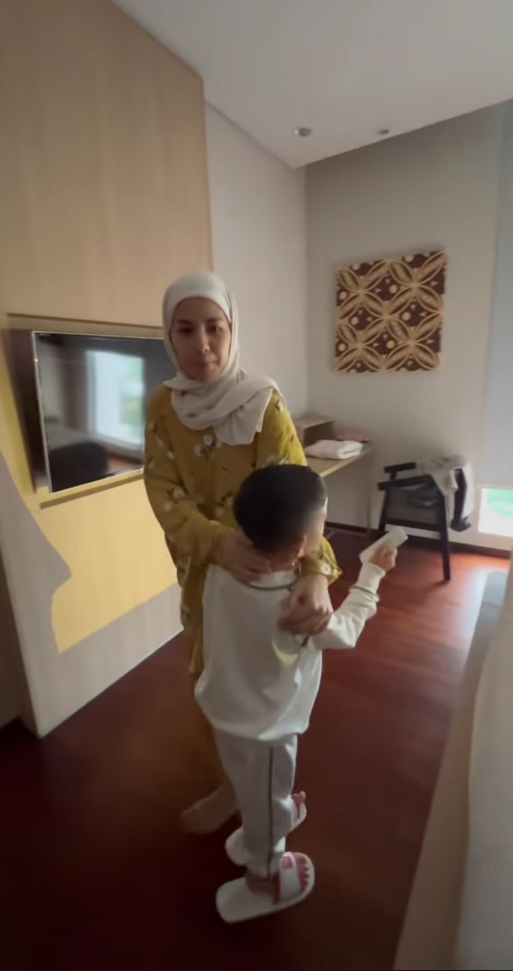 9 Momen Tya Ariestya staycation di 'Penthouse 5M' Layangan Putus