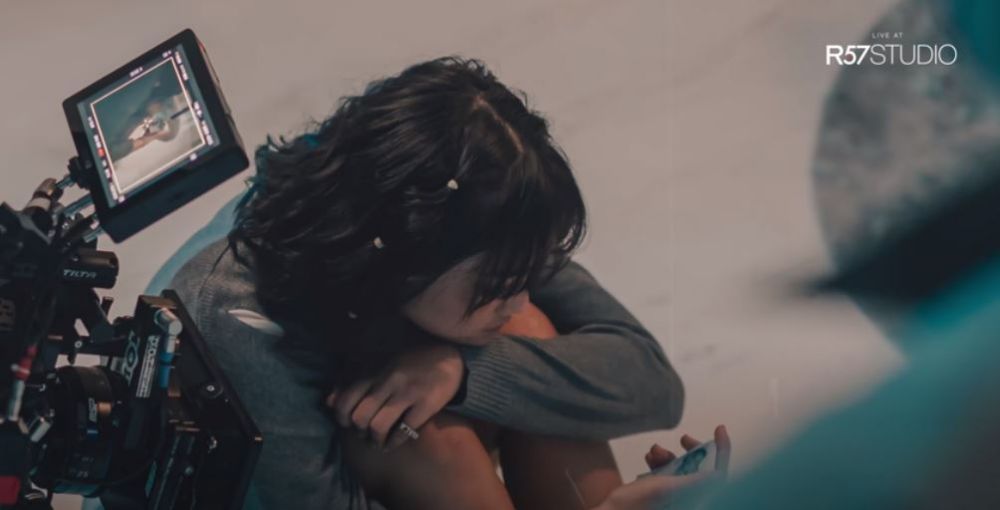 9 Pesona Fuji jadi model video klip, aktingnya bikin nyesek