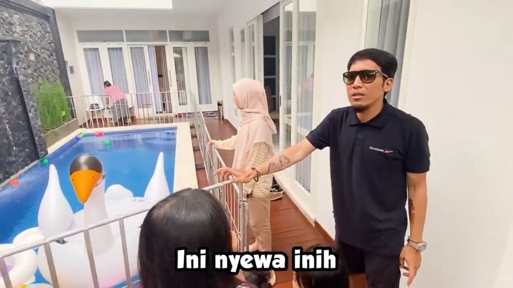 Usai direnovasi, ini 9 penampakan terbaru vila milik Desta di Bali