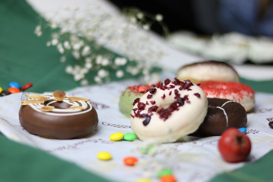 Perlu dihindari, 8 makanan ini bisa picu minyak berlebih pada kulit