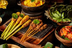 Coba tebak nama kuliner khas Indonesia dari gambar mozaik yuk