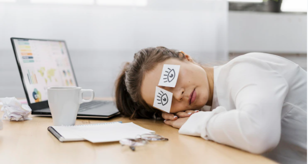 Insomnia adalah gangguan sulit tidur, kenali penyebab & cara mengatasi