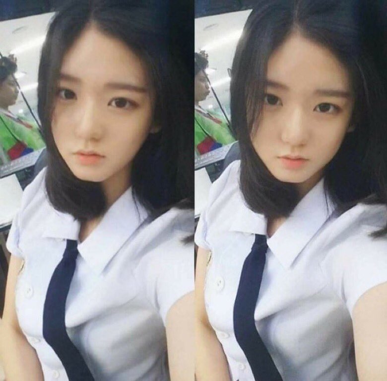 12 Potret predebut member Secret Number, paras cantik Dita Karang khas