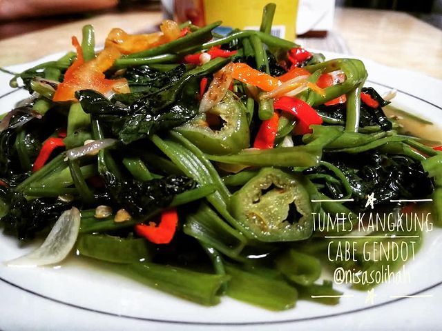 30 Resep aneka cah kangkung, enak, mudah dibuat, dan ekonomis