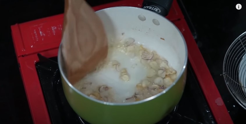 11 Cara Shanty Denny bikin batagor ala abang-abang ini praktis