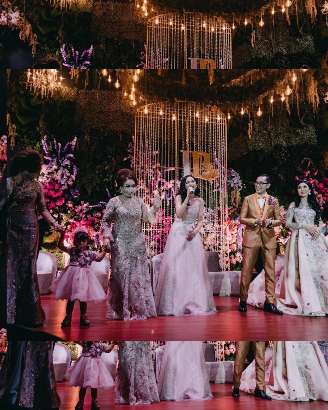 9 Pesona Lyodra nyanyi di nikahan, tak kalah cetar dari pengantin