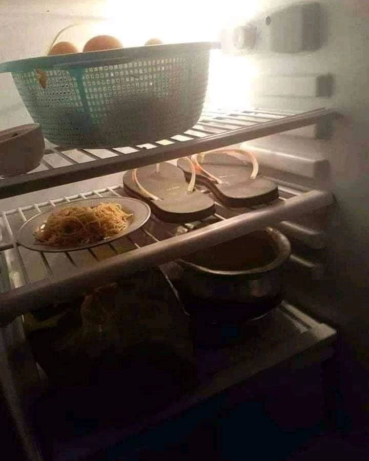 17 Momen lucu benda dipakai nggak pas sama fungsinya, kocak