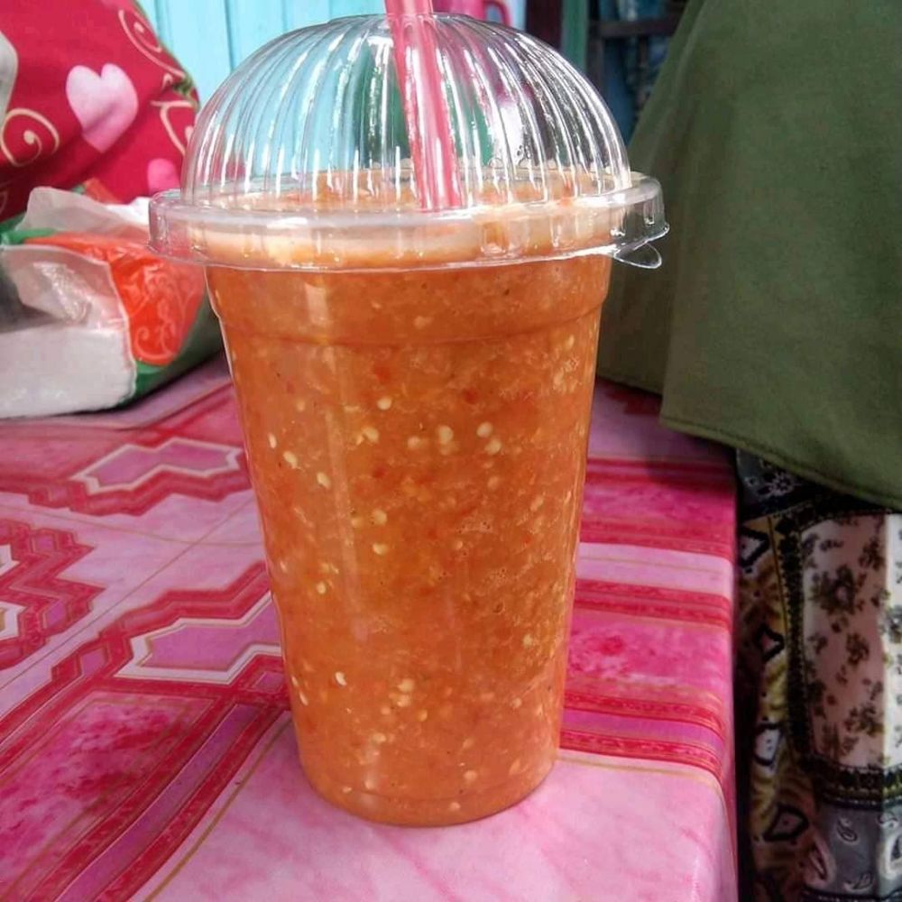 11 Potret nyeleneh makanan jadi minuman ini ada-ada saja