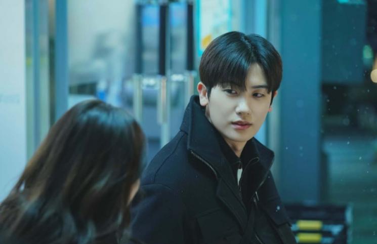 9 Potret Park Hyung-sik di 'Soundtrack #1', jadi teman baik Han So-hee