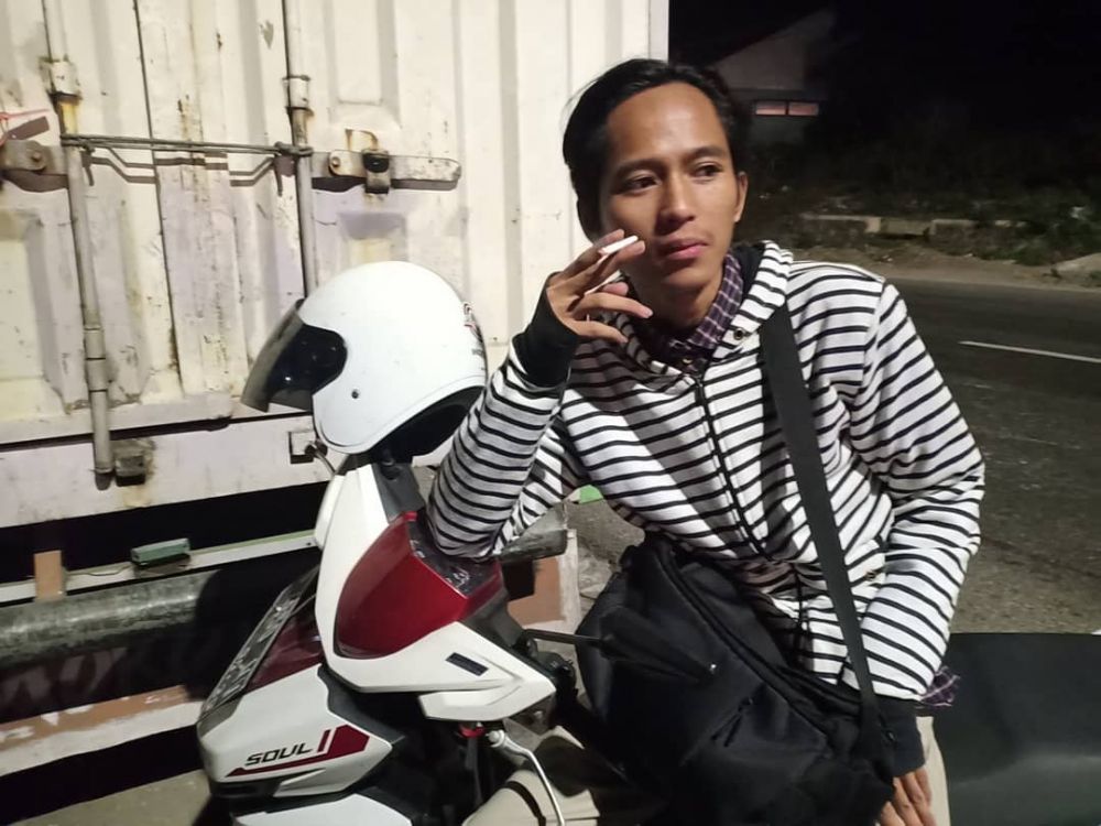 7 Potret lawas Doni Salmanan sebelum kenal trading, gayanya sederhana