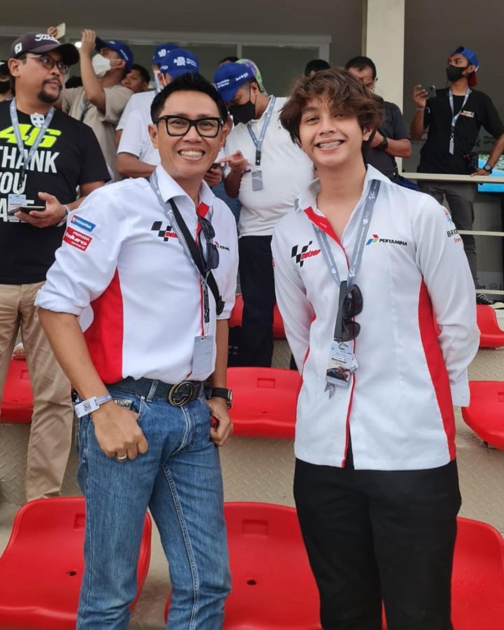 Paras anak Eko Patrio disorot saat nonton MotoGP di Sirkuit Mandalika