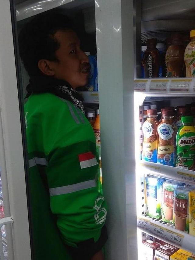 21 Momen nyeleneh di dalam supermarket ini bikin nggak habis pikir