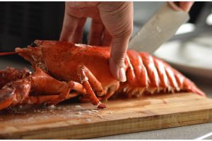 7 Cara memilih dan membersihkan lobster, mudah dan antigagal