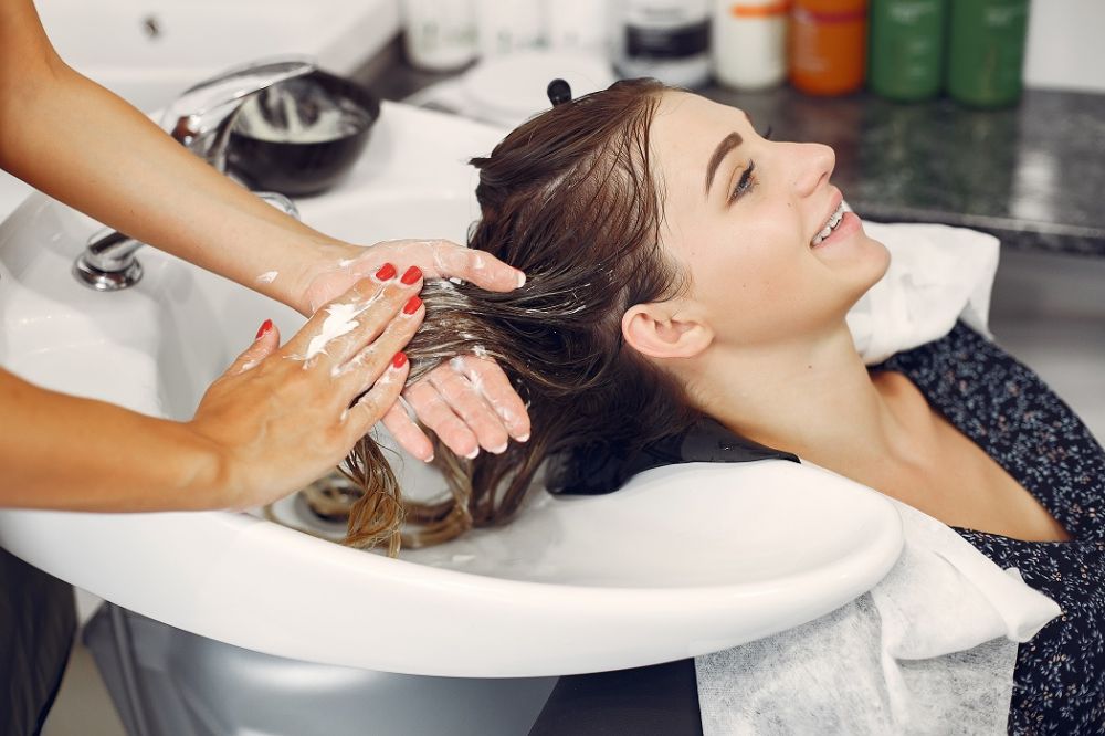 Skinification adalah metode perawatan rambut Berbagai sumber