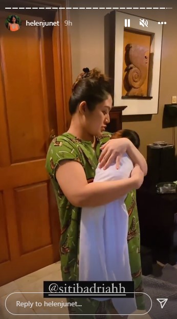 Siti Badriah umumkan nama anak pertama, unik dan penuh makna