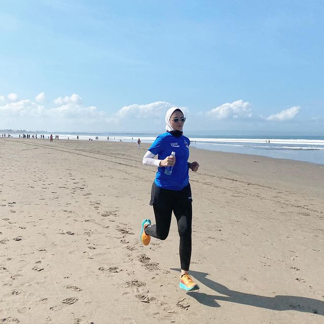 7 Minuman dikonsumsi Zee Zee Shahab, buat tubuh fit dan tambah stamina