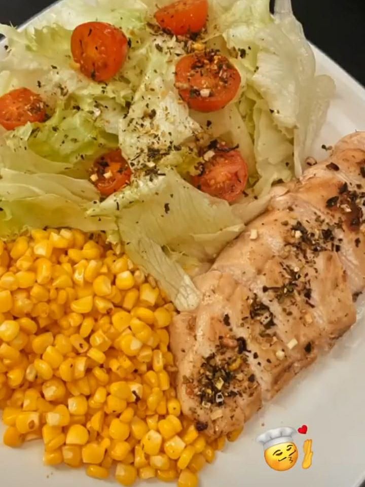 7 Makanan dan minuman dikonsumsi Anissa Aziza, bantu lancarkan ASI