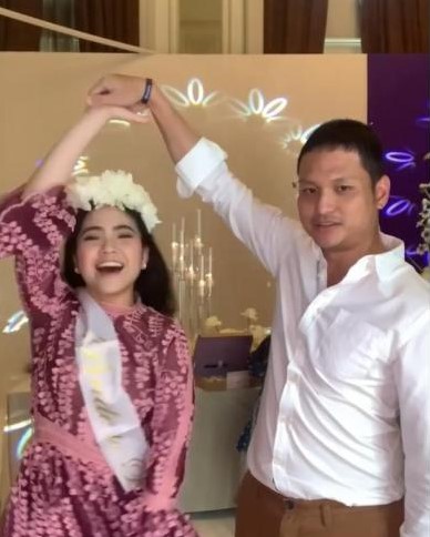 9 Momen bridal shower Jessica Tanoesoedibjo, dekorasi bernuansa ungu