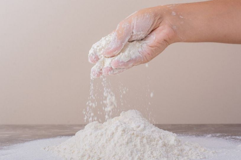 9 Cara mudah hilangkan bau amis pada alat masak, pakai bahan alami