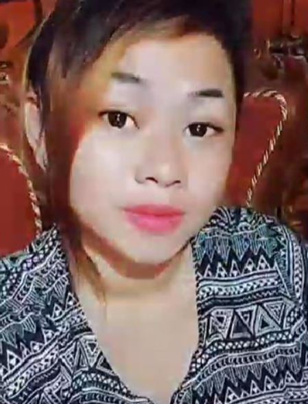 Biasa menor, ini 7 potret seleb TikTok Tante Lala tampil natural