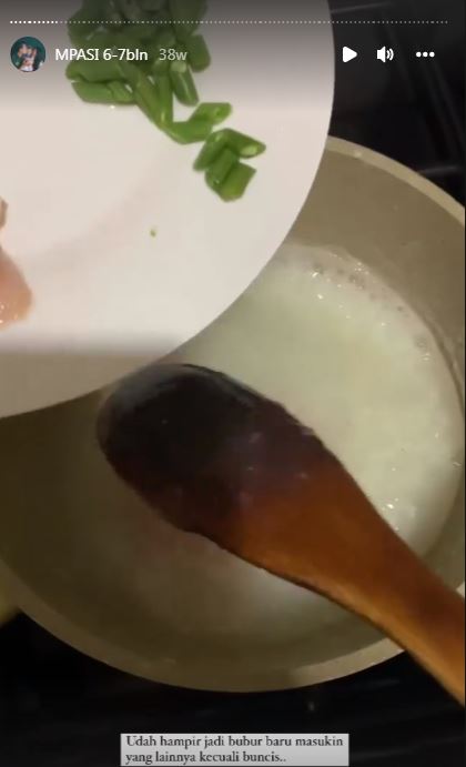 8 Alat dapur Asmirandah saat bikin MPASI, makin praktis & hemat waktu