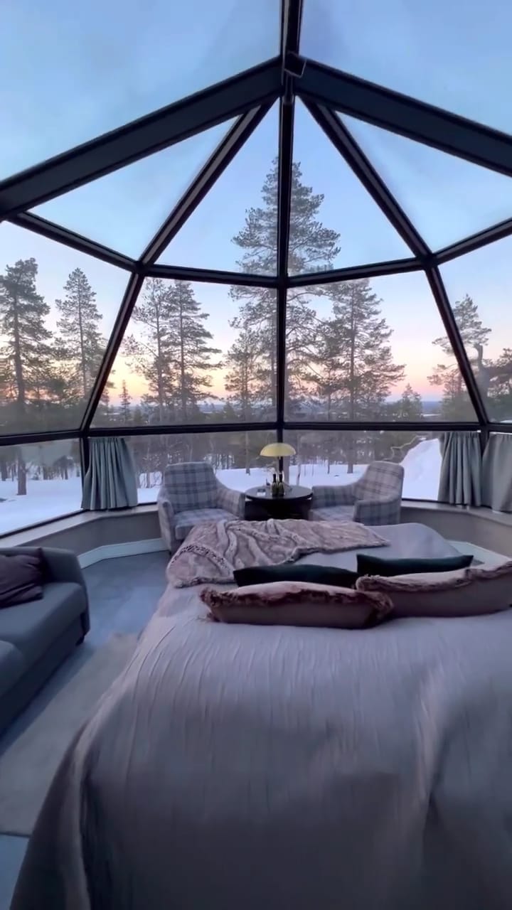 9 Potret honeymoon Alika Islamadina di Finlandia, berburu aurora